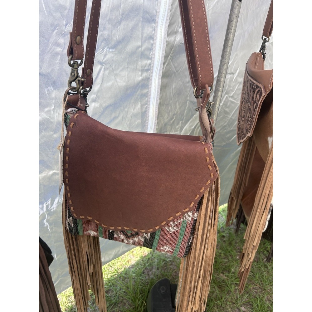 Myra Willow Concealed Bag with Fringe New With Tags Cowgirl Leather NWT - Picture 4 of 10